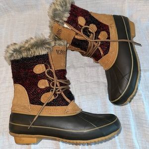 TOTES waterproof boots. Size 10.